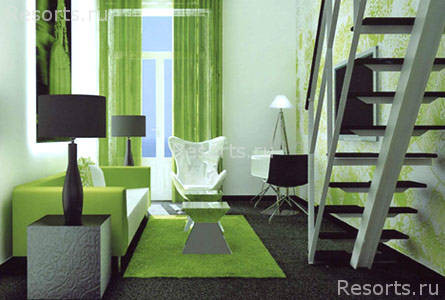 Room Mate Laura 10